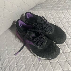 Reebok Black and Purple Women's Athletic Shoes